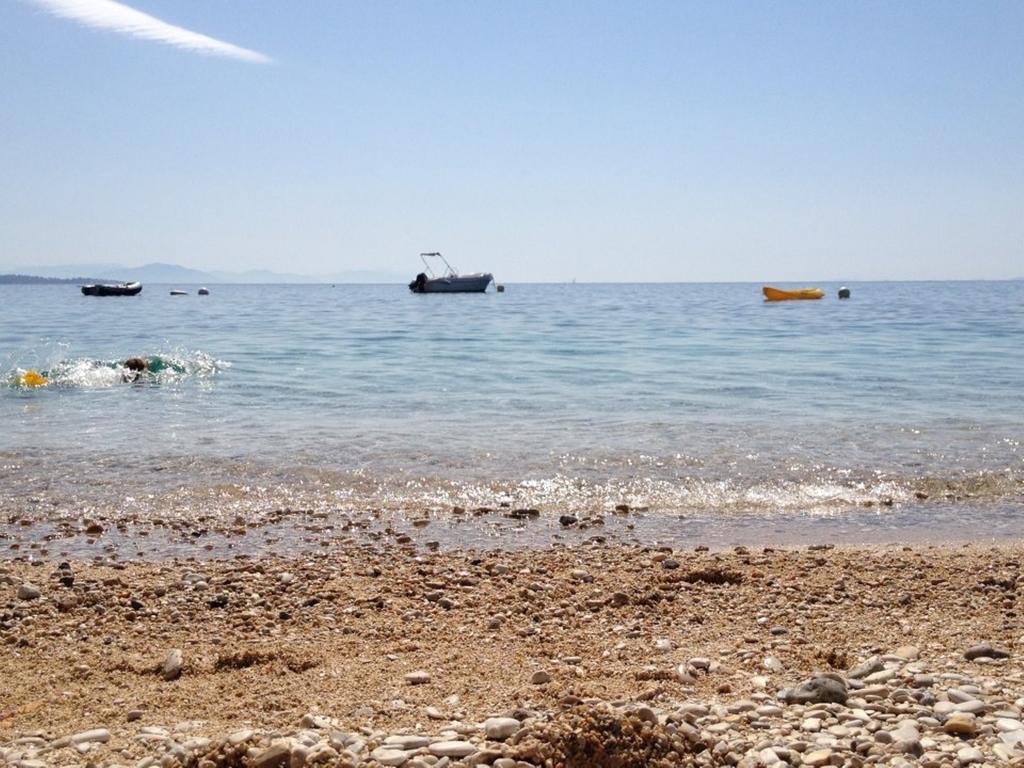 Beach Villa Aetos Kaminaki Nissaki Ниссаки Номер фото